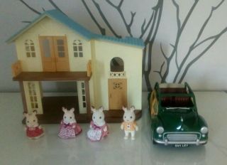 Sylvanian Families Hillcrest House,  Car And Family