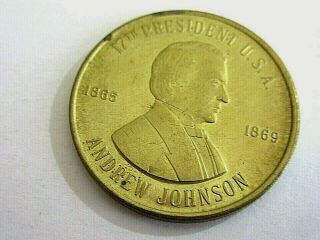 - Andrew Johnson 17th President Usa - Medal. . . .  O.  9/18