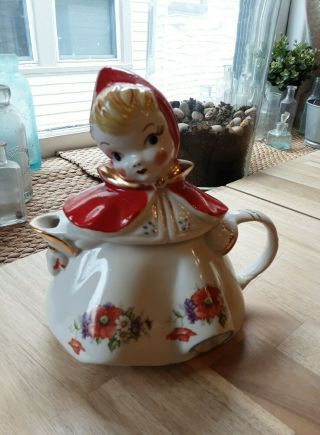 Vintage Hull Pottery Little Red Riding Hood Tea Pot Teapot Flowers Gold U.  S.  A.