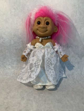 Vintage Russ Troll Doll Bride Wedding Dress W/ Bright Pink Hair 7 1/2” Tall
