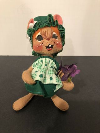 Vintage 1999 Annalee St Patrick’s Day Girl Mouse With Purple Flower