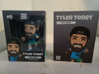 Dude Perfect Tyler Tony Youtooz Vinyl Figurine (ready To Ship)