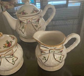 Royal Albert Basketweave Old Country Roses Tea Set Teapot,  Creamer,  Sugar W/Lid 3