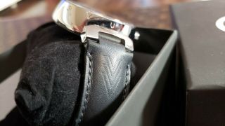 LOUIS VUITTON Tambour VVV Men ' s Automatic GMT Q1D31 Travel Luxury Watch 39.  5 mm 5