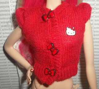 Top Barbie Doll Model Muse Red Gold Label Hello Kitty Sweater Shirt Accessory