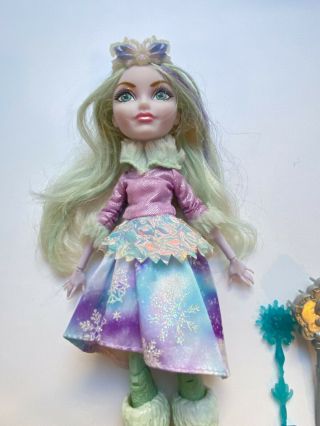 Ever After High EPIC WINTER Crystal Winter Doll 2