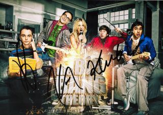 Autographed Tv Series " The Big Bang Theory " Signed Photo 8 X 12