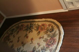 dollhouse miniature 1:12 oval area rug fringed,  woven rose tapestry,  8.  5 