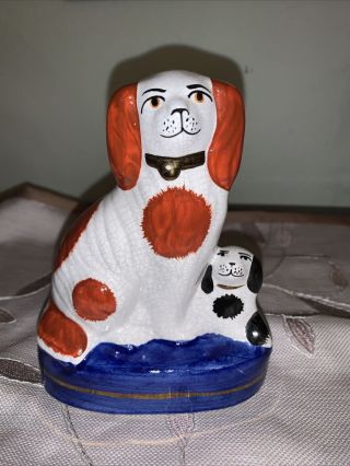 Staffordshire Style Seated King Charles Spaniel Dog & Pup Figure Blue Base