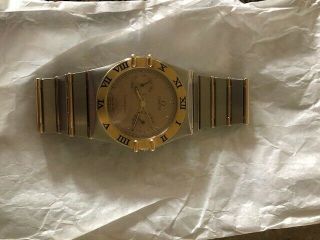 Omega Constellation Chronometer Day Date 18K Gold Mens/Unisex Quartz Watch 4