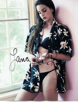 Lana Del Rey - Sultry Sexy Singer - Hand Signed Autographed Photo With