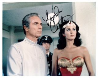 Lynda Carter Hand - Signed Wonder Woman 8x10 Uacc Rd Judgment From Outer Space
