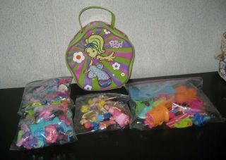 Polly Pocket 2003 Zippered Storage Carrying Case & Polly Pocket Dolls,  Plus.