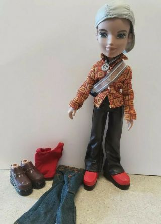 Bratz Boyz 1st Edition Dylan In Clothes And Shoes With Hat,  Bag 2nd Set