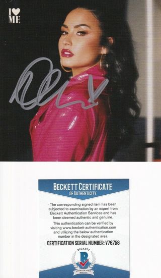 Beckett Pop Star Demi Lovato Signed " I Love Me " Cd Cover - Insert V76758