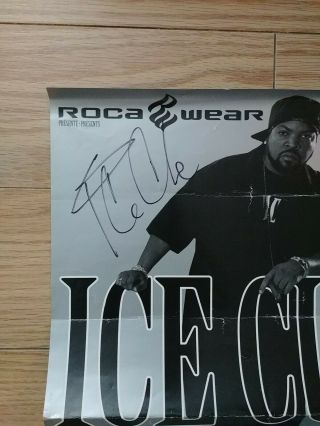 Ice Cube Autograph On Poster (2009) 3