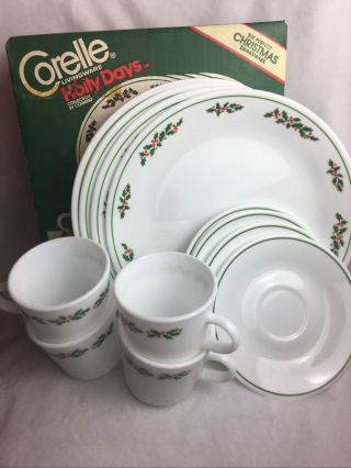 Christmas Corelle Holly Days 12 Piece Set Service For 4 Plates Cups Saucers Euc