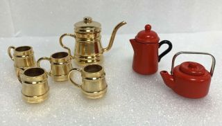 Doll House Minatures Kitchen Dining Dishes Pitcher Mugs Tea Kettle Coffee