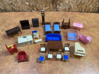 Vintage Reliable Toys Canada / Renwal Usa Plastic Doll House Furniture Miniature