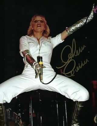 Cherie Currie The Runaways Live White Jumpsuit Signed 8.  5x11 Photo Print
