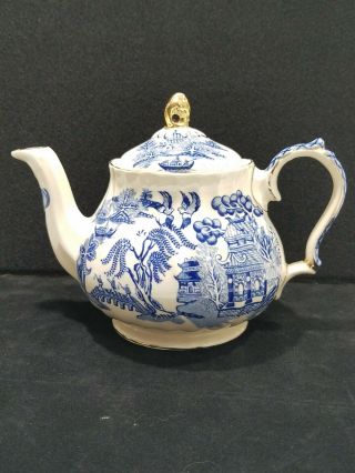Vintage Sadler England “blue Willow” Teapot,  Blue White Gold Trim