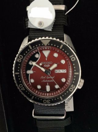 Seiko 5 Sports Brian May Special Edition SRPE83 3