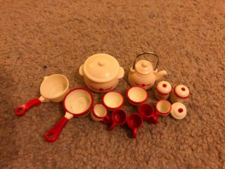 Sylvanian Families Cream & Red Kitchen Utensil Accessories Cups Cooking Bundle