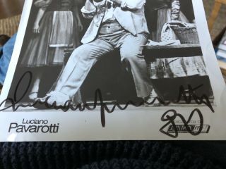 Luciano Pavarotti signed On London Classics photograph 2