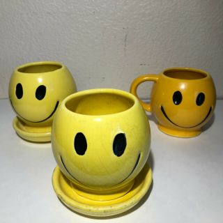 Vintage Mccoy Pottery Happy Face Planters 0386 And Mug 1970s