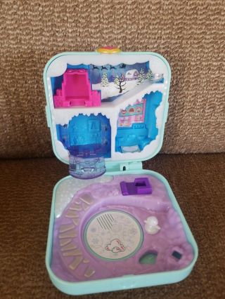 2018 Mattel - Polly Pocket Compact - Present Playset - Blue - Complete