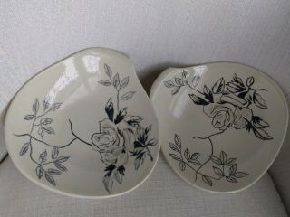 Red Wing Pottery Mid - Century,  2 Midnight Rose Vegetable Serving Bowls,  9 Inch