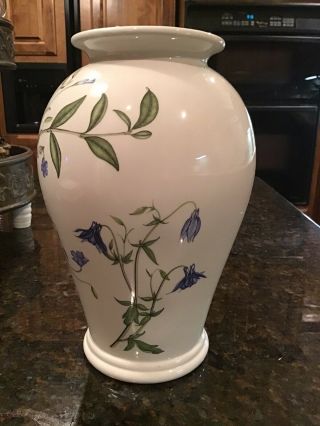 The Queens Hidden Garden By Portmerion 10.  5” Vase White W/ Blue Columbine Floral