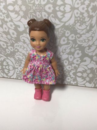 Barbie Kelly Doll With Molded Hair In Outfit