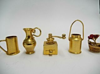 GOLD TONE DOLLHOUSE KETTLE COFFEE GRINDER PHONE MILK CAN CANDLESTICK DOLL HOUSE 3