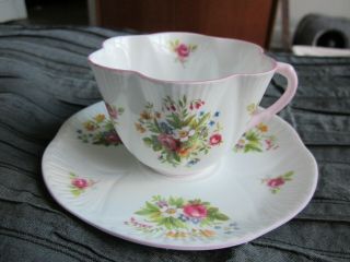 Shelley England Tea Cup & Saucer 13405 Dainty Vintage Floral Bouquet Pink Roses