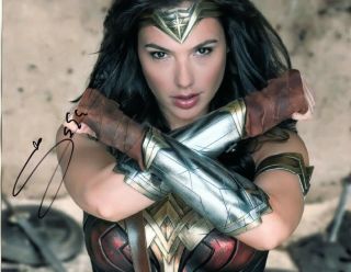 Gal Gadot Autographed Photo Hand Signed With - Movie Star - Female Superhero