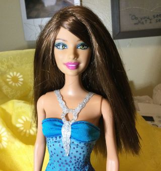 Barbie Doll Auburn Hair Teresa In Blue Mini Dress W Purse/shoes