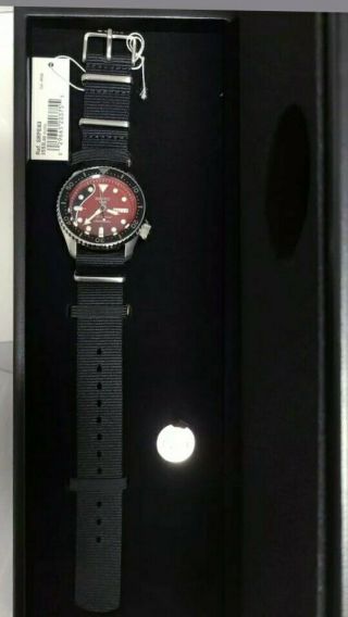SEIKO 5 Sports SRPE83K1Special Brian May Limited Edition Queen.  American Seller. 5