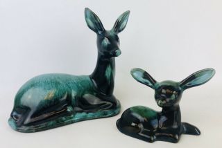 Vintage Blue Mountain Pottery Deer W/ Baby Fawn Laying Down Figurine Mcm Style