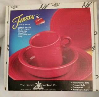 Fiesta 4 Piece Place Setting Scarlet Red Box Homer Laughlin