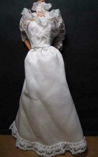 Vtg Satin/lace Wedding Gown Dress 1982 Superstar Doll Tracy Bride Barbie 1980s