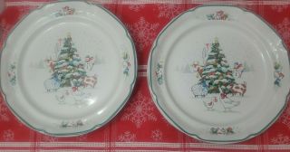 Set 4 International China Country Christmas Pattern Dinner Plates Tree Cow 10.  5 "