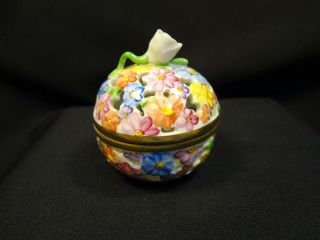 Herend Porcelain Open Floral Trinket Box With Top And Gold Rim 6219|c 14