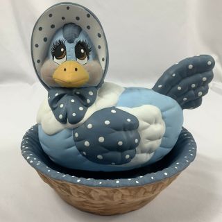 Vtg Set Of 2 Art Pottery Ceramic Nesting Hen With Bonnet Blue White Polka Dots