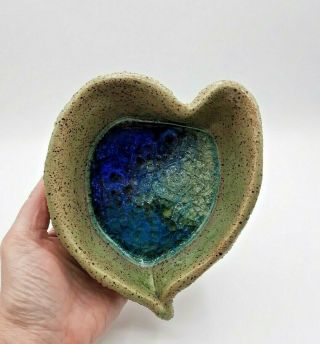 Studio Art Pottery Signed Jan Hawkes Fused Glass over Glaze Heart Shaped Bowl 3