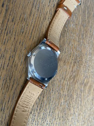 36.  5mm Vintage Omega Watch Ref.  166.  0169 Cal.  1022 Burgundy Dial 5