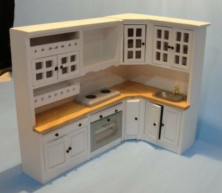 Dollhouse Kitchen Corner With Stove And Sink 1:12