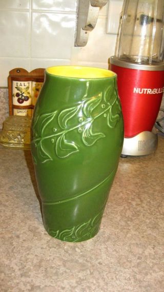 Vintage Red Wing Vase M - 1441 Vines Green And Yellow