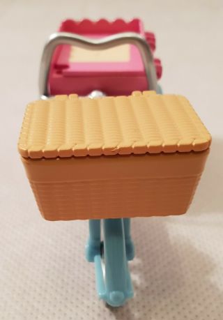Sylvanian Families Dolly ' s Candy Flos Cart Sheep Figure 3