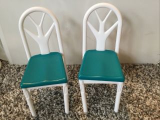 BARBIE 2 white CAFE CHAIRS furniture KITCHEN DINING ROOM Dollhouse 3